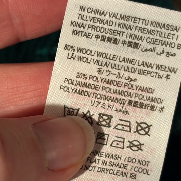 Mini Boden Fair Isle Sweater size 11-12 - Picture 6 of 6